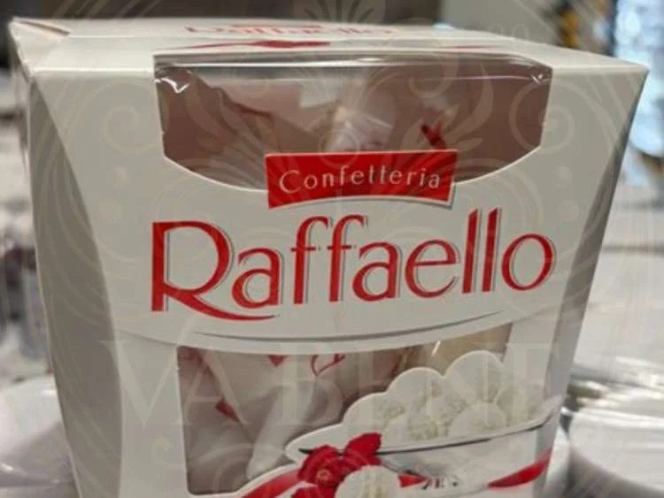 Raffaello Coconut & Almond Confectionery